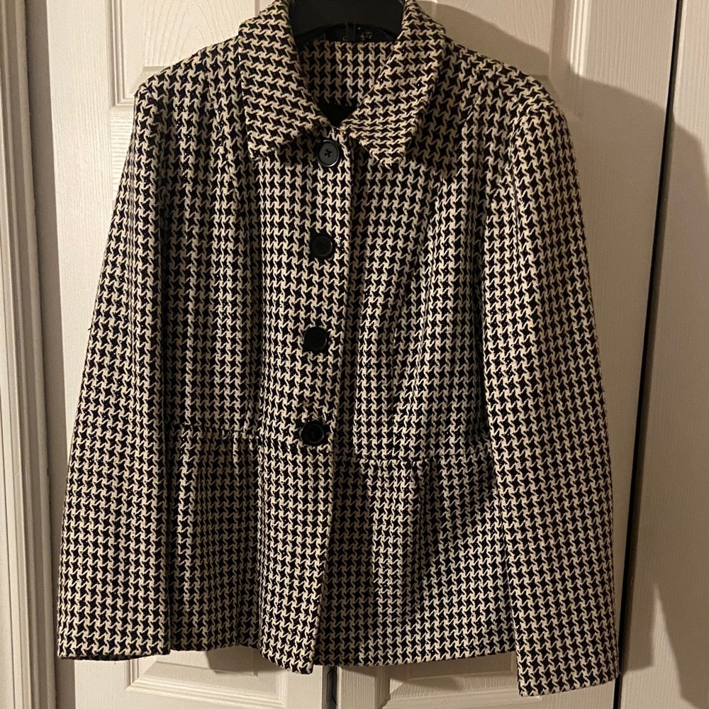 Essentials by Milano Monochrome Houndstooth Blazer